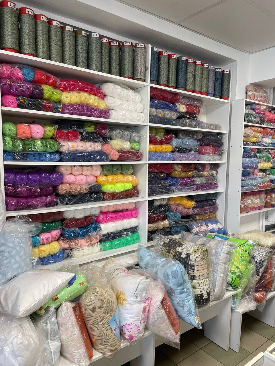 Ilgtspējīgi un inovatīvi tekstila materiāli 2026. gadā ar biotehnoloģiju un viedu funkcionalitāti